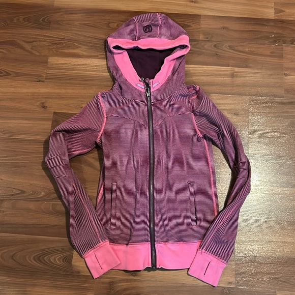 Size 4 lululemon zip up - Picture 1 of 5